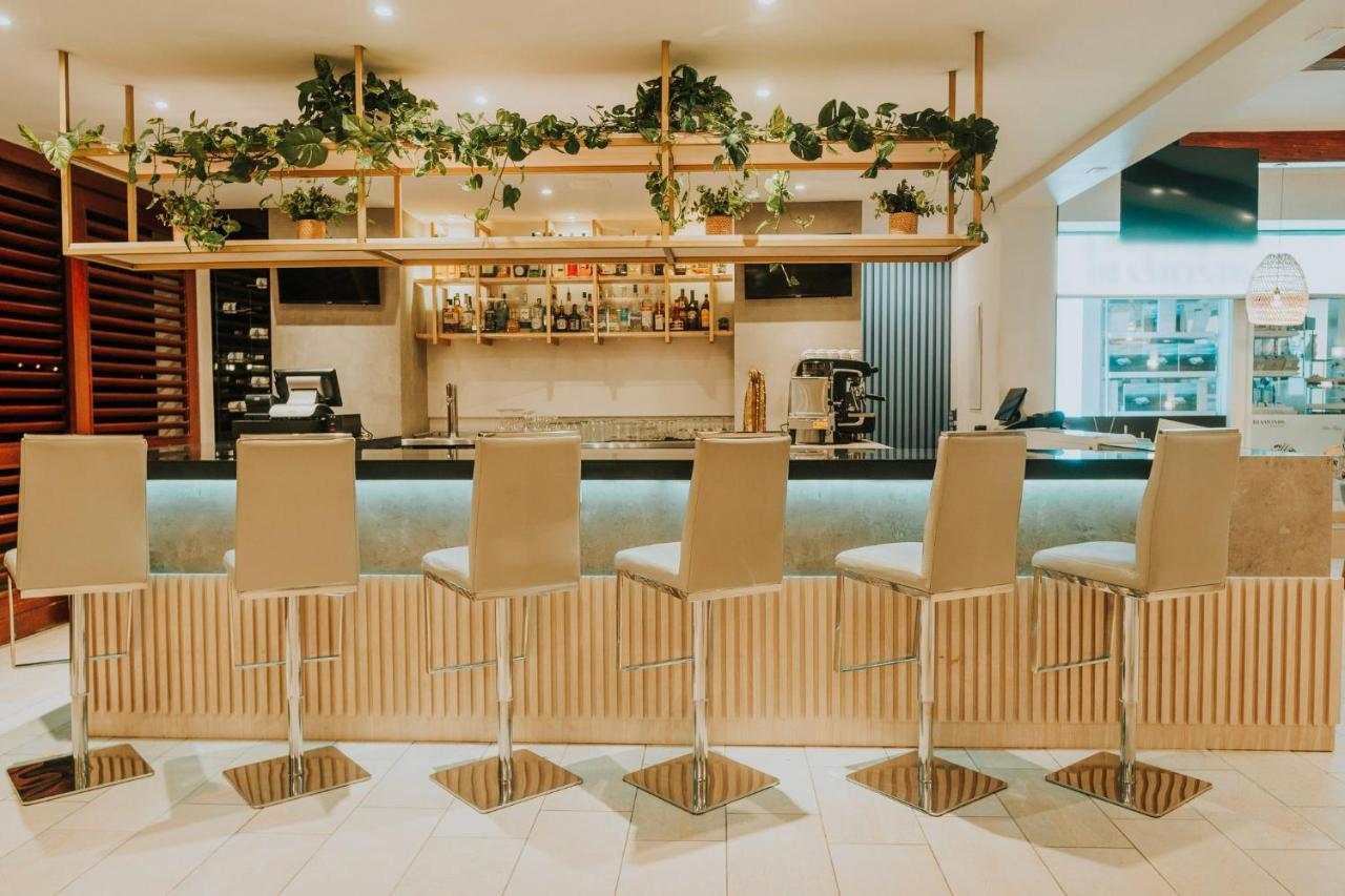 Holiday Inn Resort Aruba - Beach Resort & Casino By Ihg Palm Beach Esterno foto